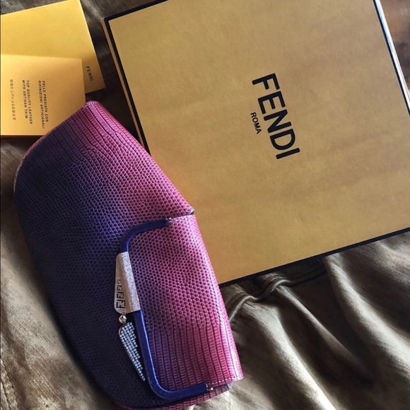 FENDI BORDERLINE OMBRÉ CLUTCH-LIKE NEW w/box. - Picture 1 of 8
